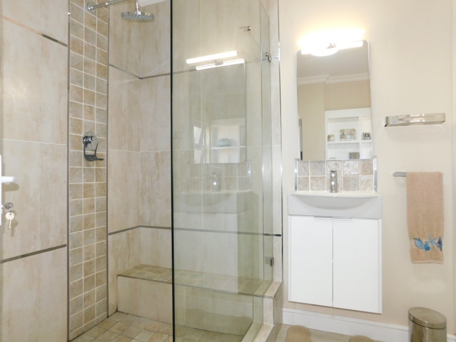 4 Bedroom Property for Sale in Harbour Island Western Cape